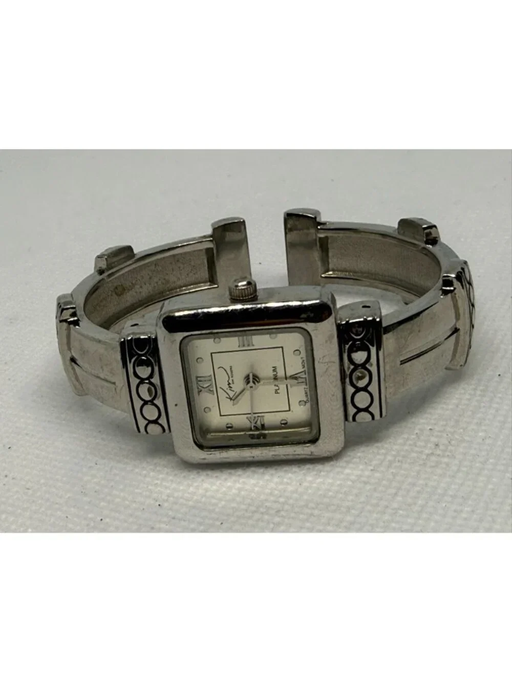 Kim Rogers Silver-Tone Quartz Womens Bracelet Watch Roman Numerals Textured